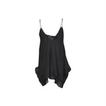 top con punte , spalline sottili e pizzo 
