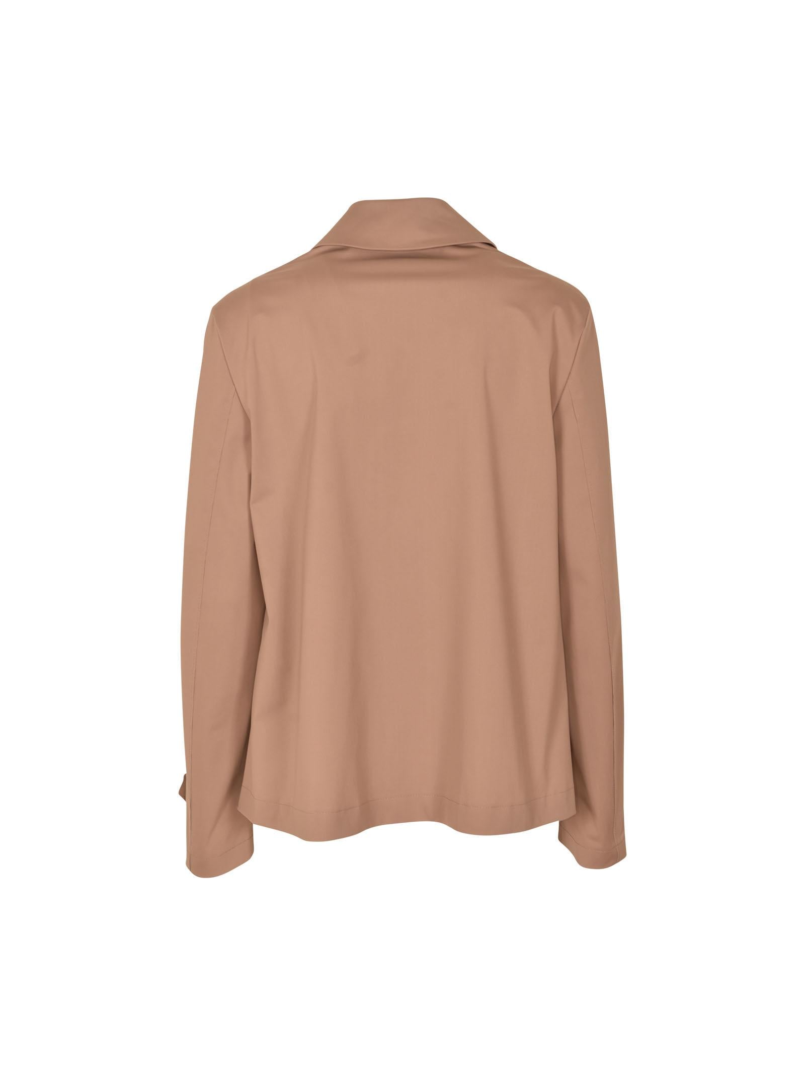 trench corto idrorepellente 