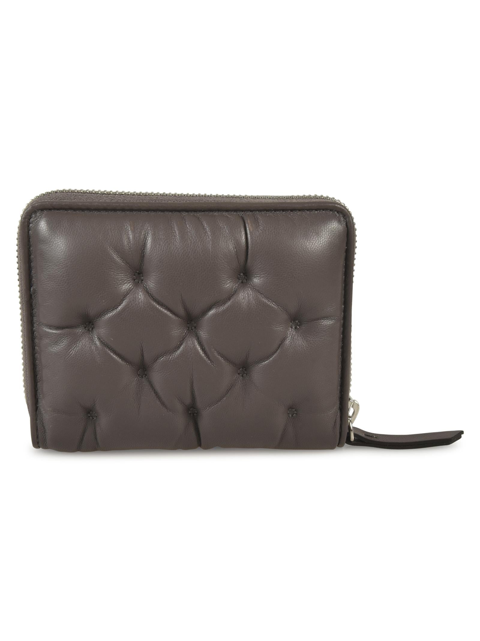 glam slam zip araund 