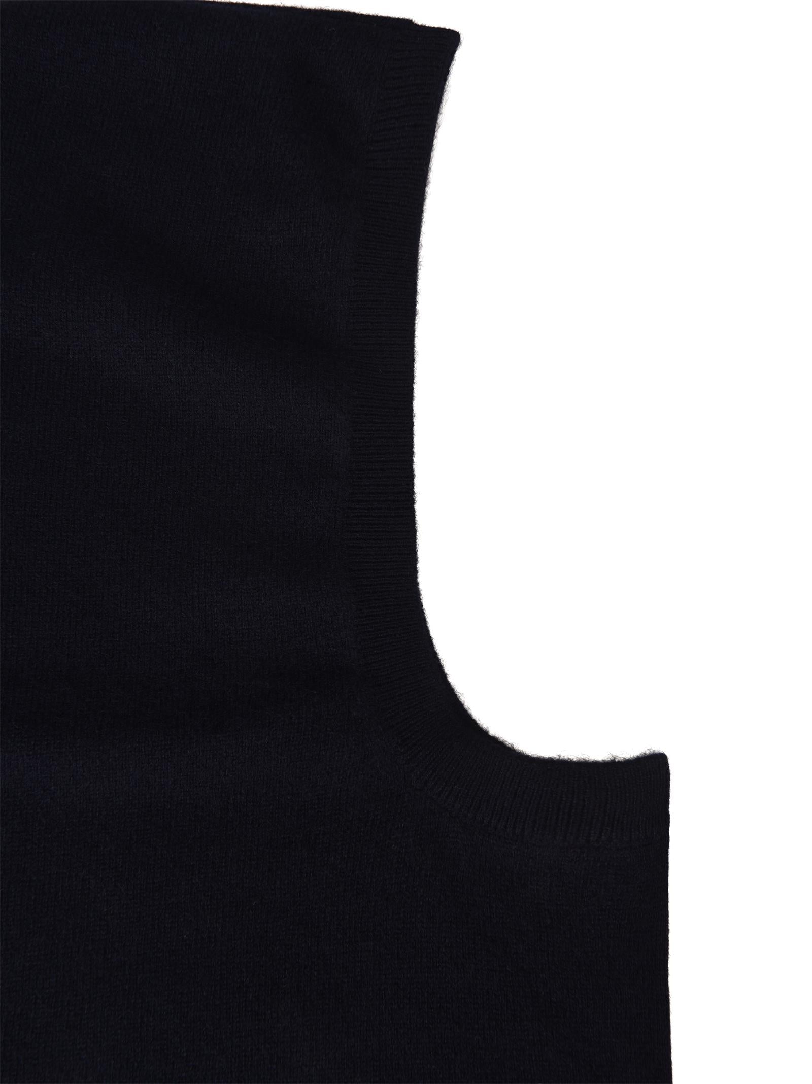 MOET-YCASH-03DARK NAVY SOFIE D'HOORE