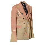 giacca kimono tradizionale con foulard vintage -fondo chiaro 
